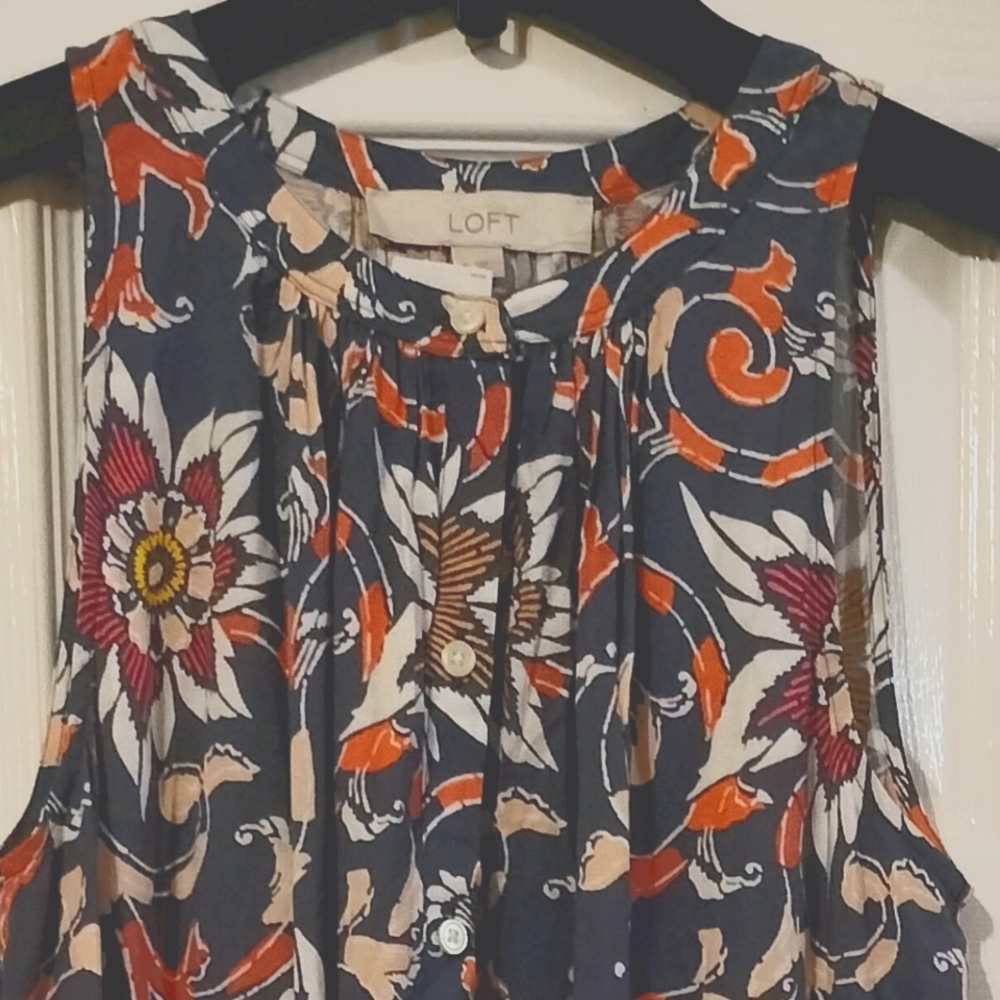 Loft floral dress Size Small